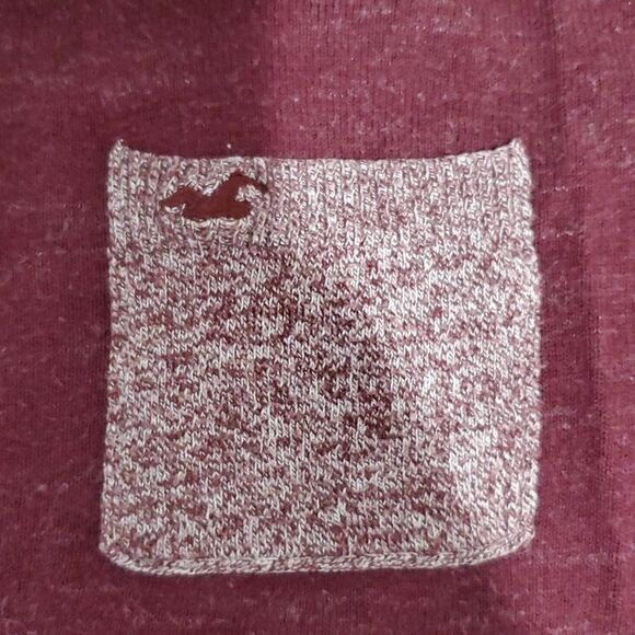 𝅺hollister small maroon crewneck long sleeve sweater - Picture 7 of 7